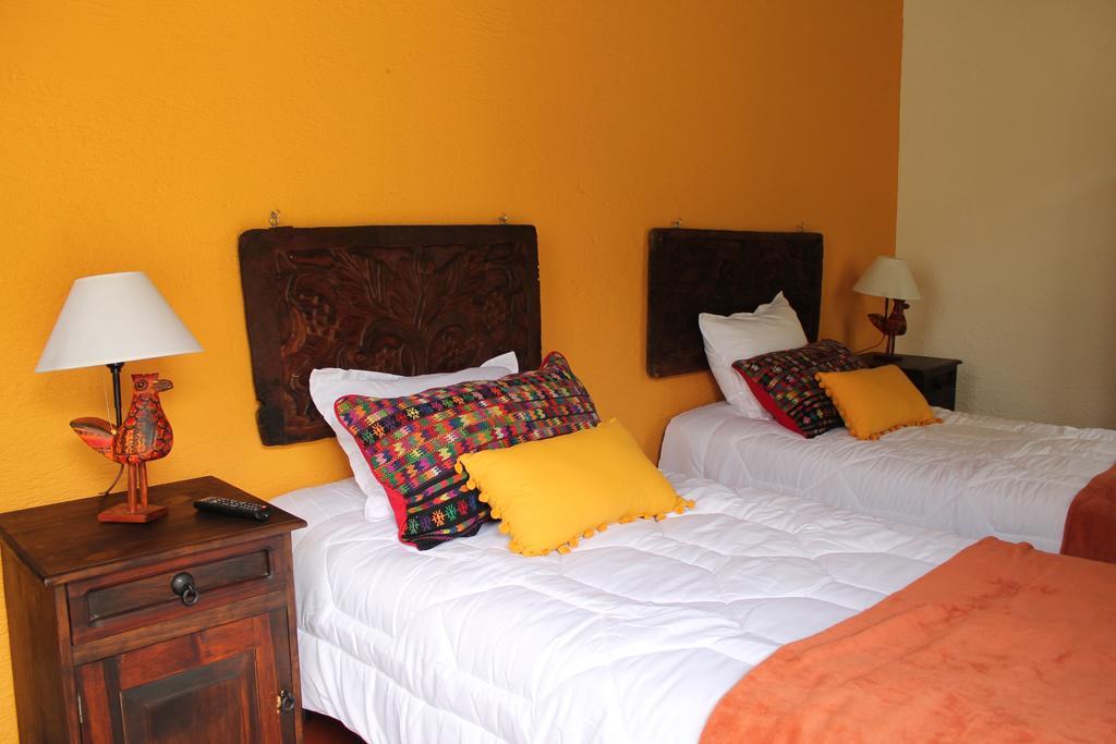 Casa Naranjo Bed & Breakfast Antigua Exterior photo