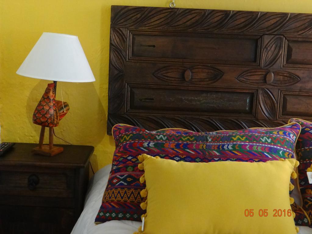Casa Naranjo Bed & Breakfast Antigua Exterior photo